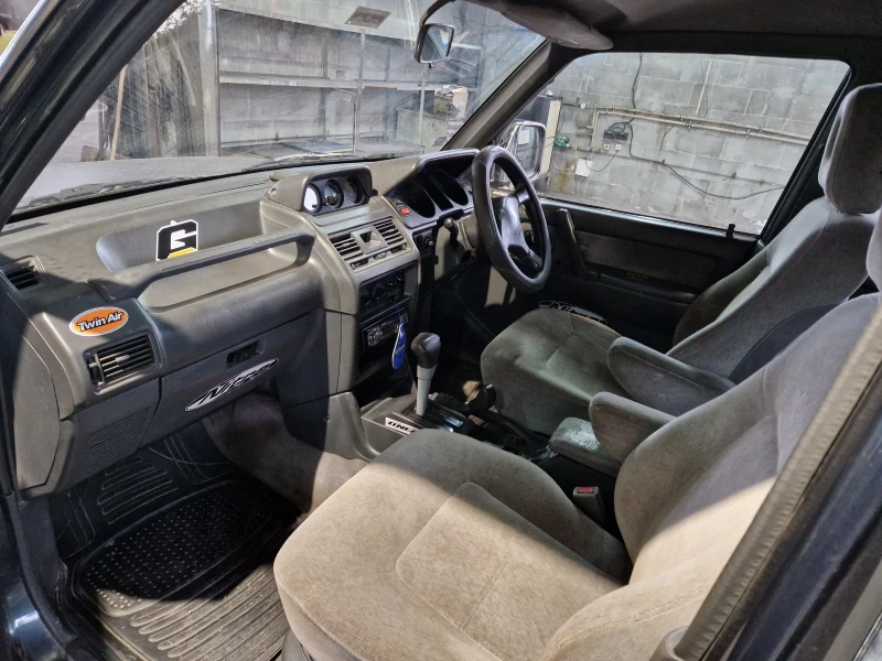 Mitsubishi Pajero 2.5 TDI, снимка 9 - Автомобили и джипове - 53194521