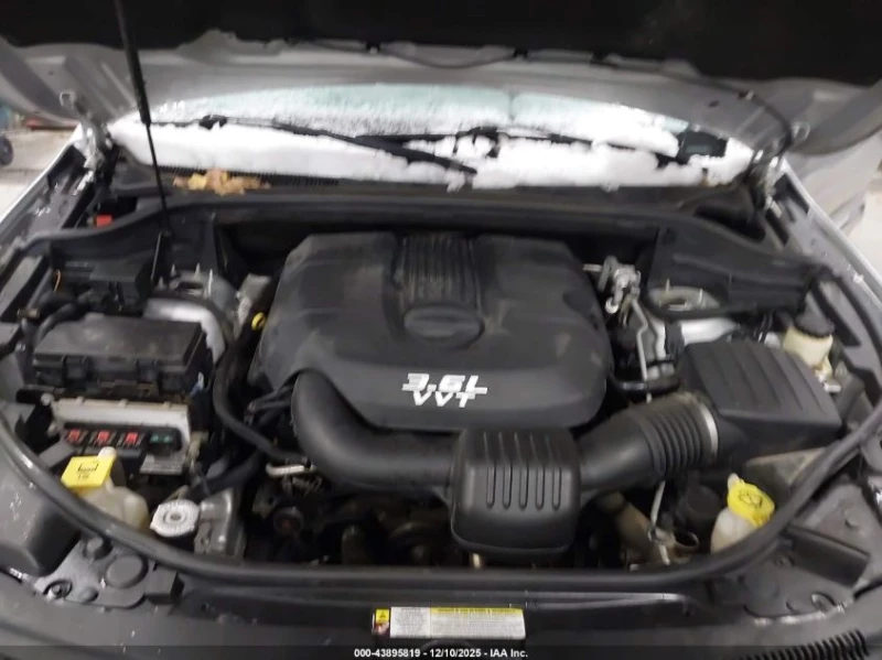 Jeep Grand cherokee 3.6L V-6 DOHC, VVT, 290HP 4X4 Drive, снимка 15 - Автомобили и джипове - 53213345