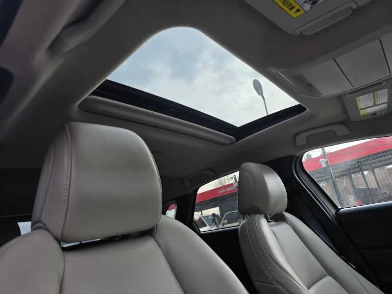 Mazda CX-30 2.5i/AWD/Авт./Лизинг, снимка 17 - Автомобили и джипове - 53223374