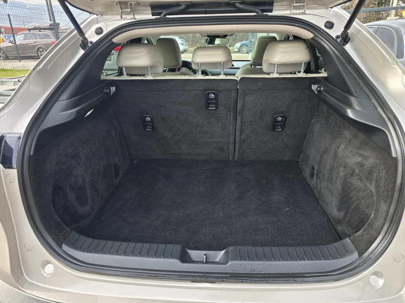 Mazda CX-30 2.5i/AWD/Авт./Лизинг, снимка 4 - Автомобили и джипове - 53223374