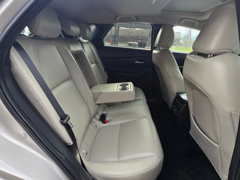 Mazda CX-30 2.5i/AWD/Авт./Лизинг, снимка 16 - Автомобили и джипове - 53223374