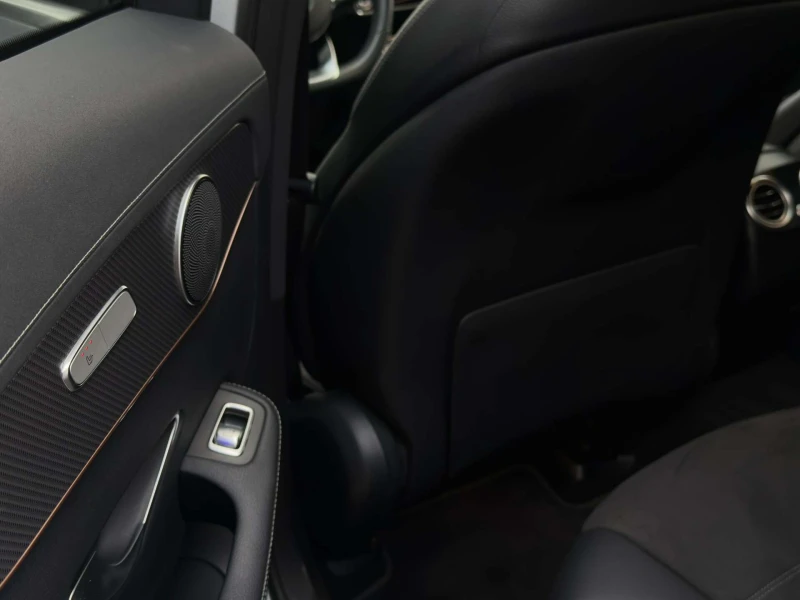 Mercedes-Benz EQC 400 AMG/4M/85kWh/Side Assist/Virtual/Ambient/Камер, снимка 12 - Автомобили и джипове - 53472222