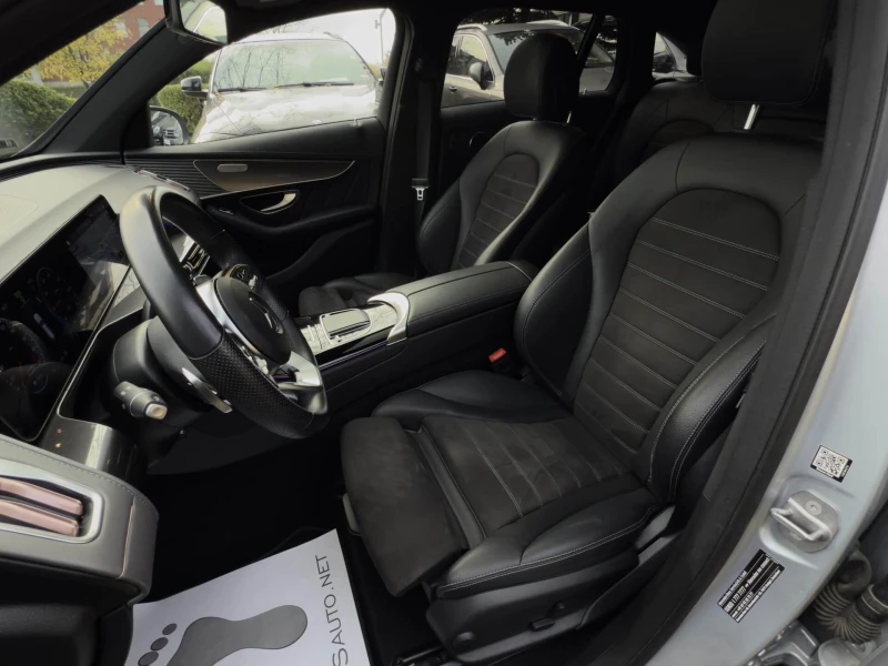 Mercedes-Benz EQC 400 AMG/4M/85kWh/Side Assist/Virtual/Ambient/Камер, снимка 8 - Автомобили и джипове - 53472222