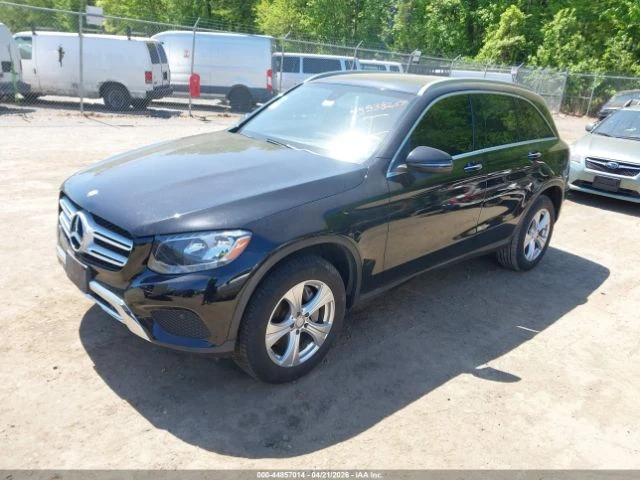Mercedes-Benz GLC 300 * 4MATIC* КОЖА* ПОДГРЕВ* ПАНОРАМА* BURMESTER* , снимка 2 - Автомобили и джипове - 54766689