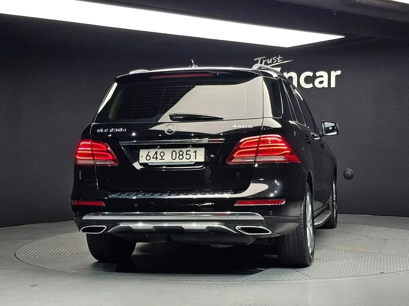Mercedes-Benz GLE 250 Automatic, снимка 4 - Автомобили и джипове - 55343925