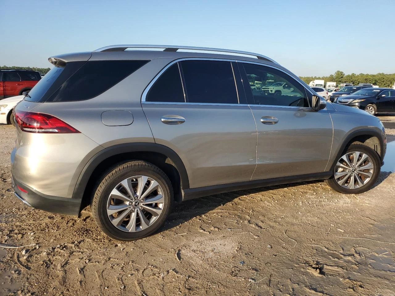 Mercedes-Benz GLE 350 4MATIC DISTRONIC* 360* PANO* BURMESTER* BLINDSPOT* - изображение 3