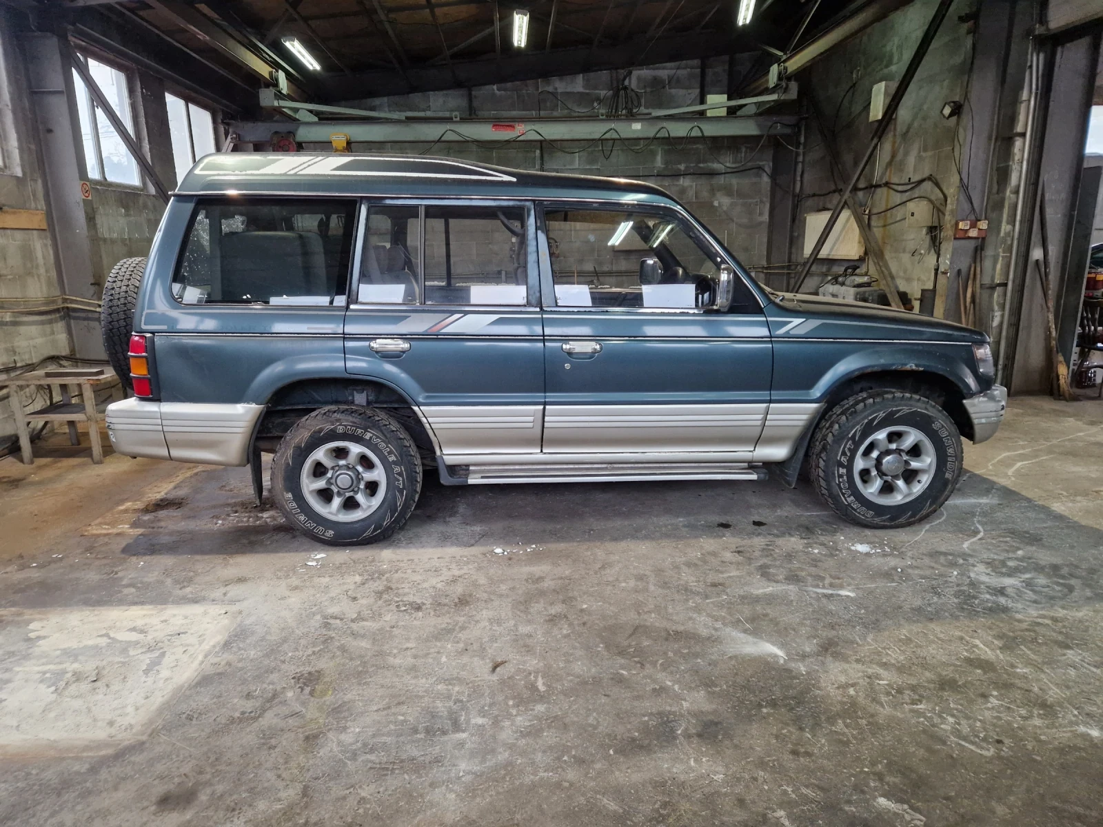 Mitsubishi Pajero 2.5 TDI - изображение 8