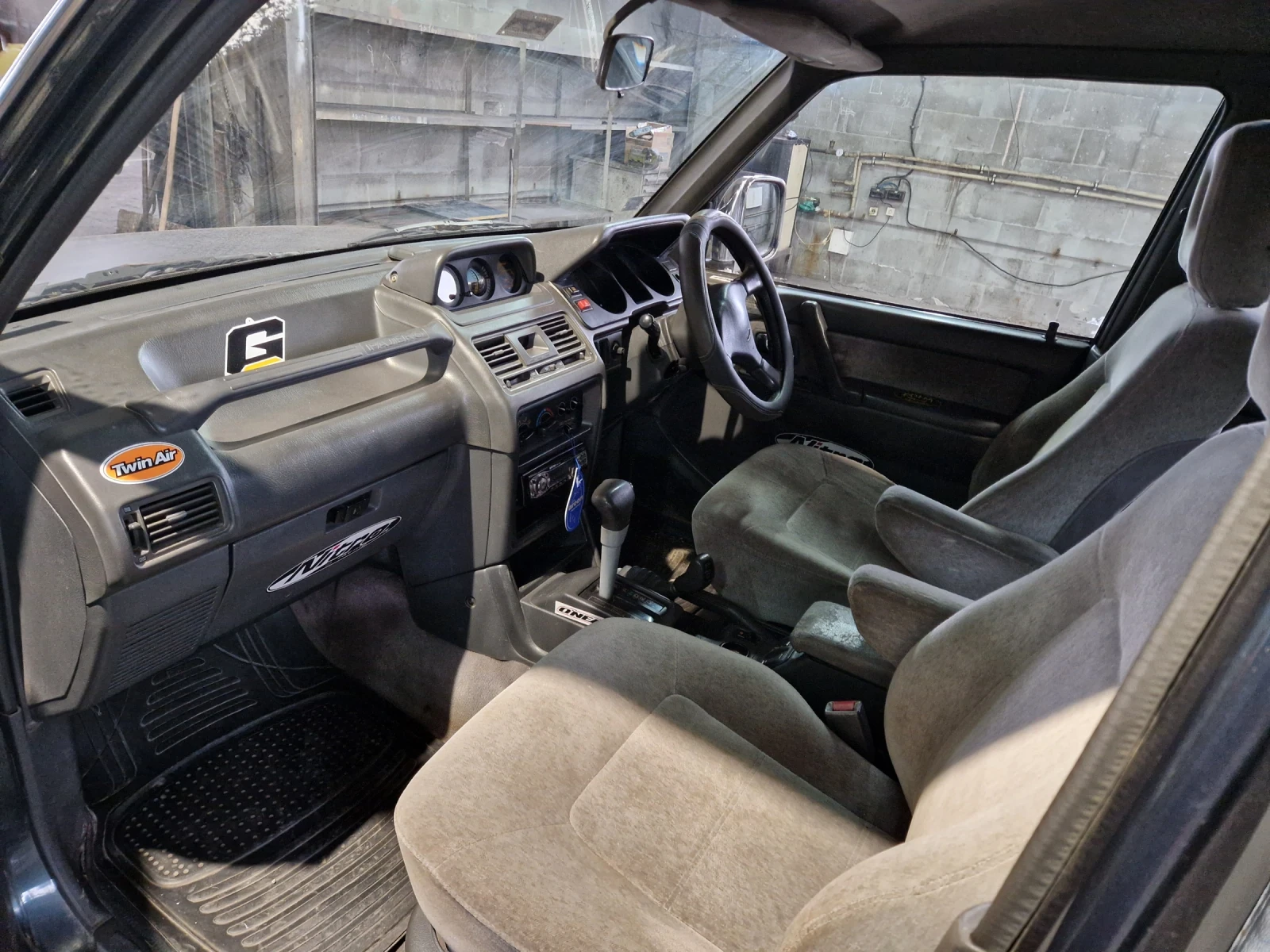 Mitsubishi Pajero 2.5 TDI - изображение 9