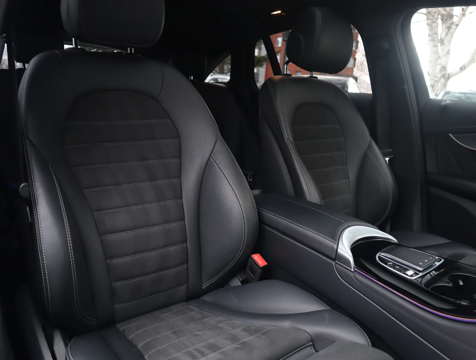 Mercedes-Benz EQC 400 AMG/4M/85kWh/Side Assist/Virtual/Ambient/����� | Mobile.bg � ����������� 8