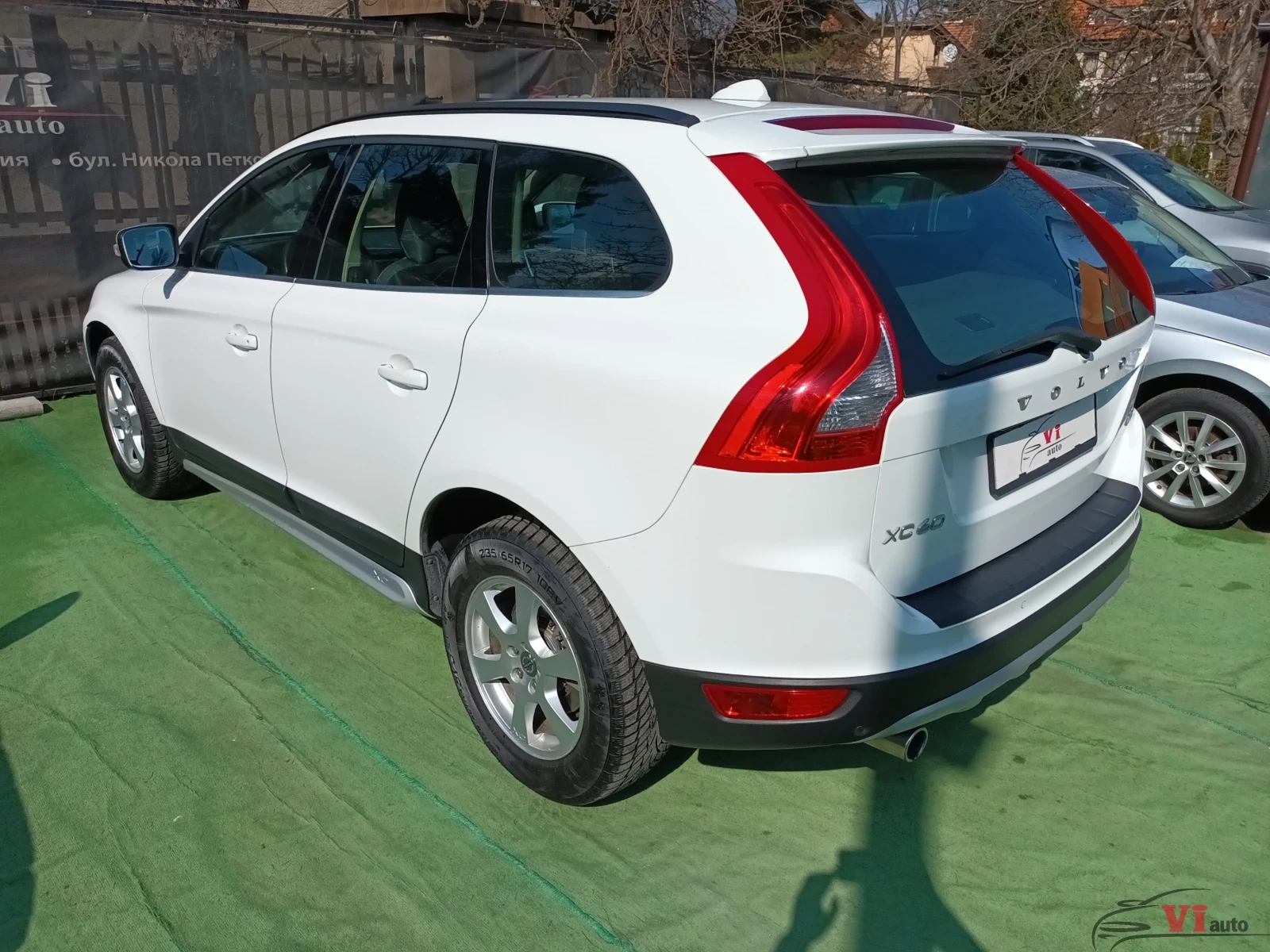 Volvo XC60 2.0D/D4/NAVI, снимка 7 - Автомобили и джипове - 53733798