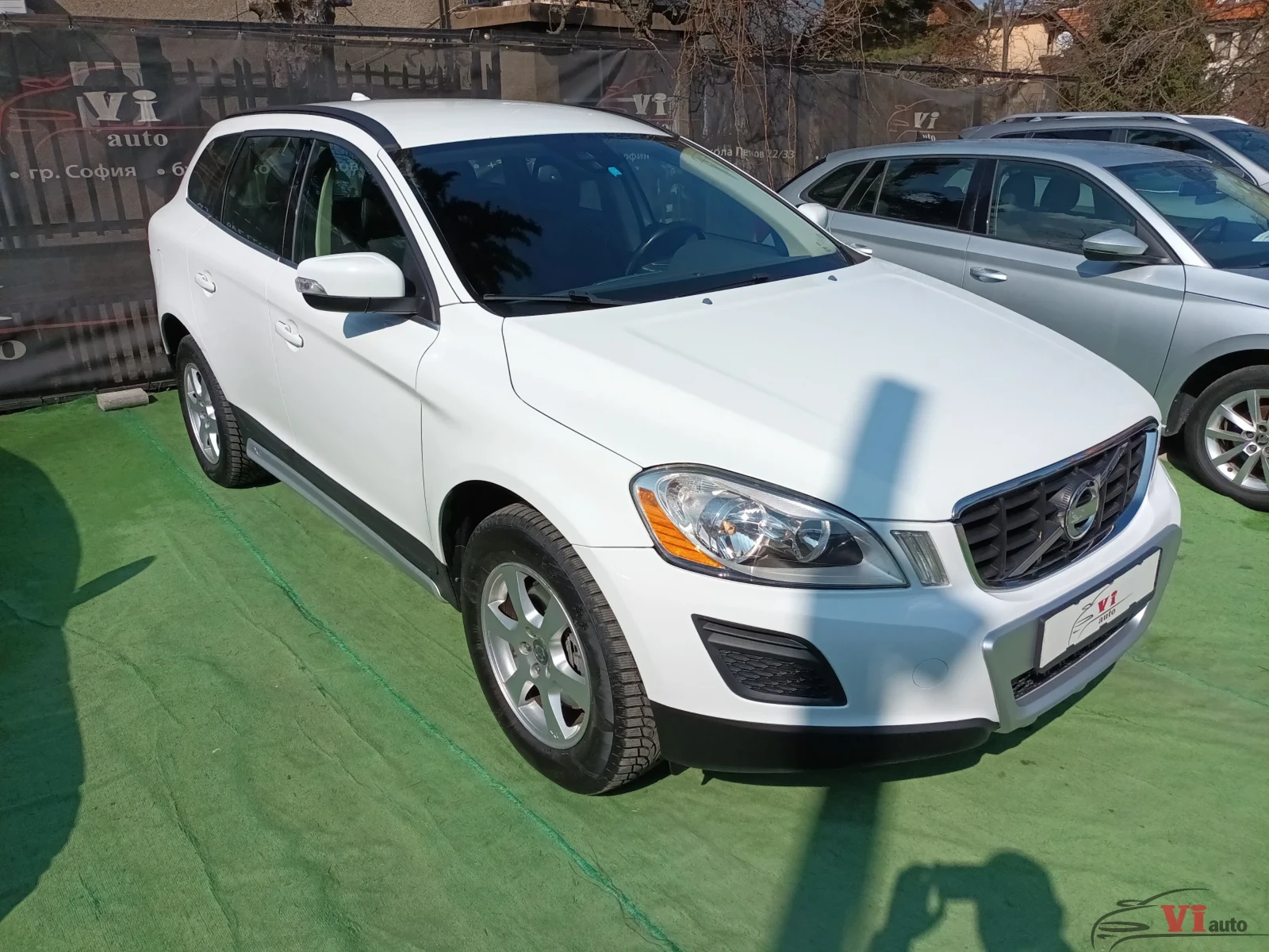 Volvo XC60 2.0D/D4/NAVI, снимка 4 - Автомобили и джипове - 53733798