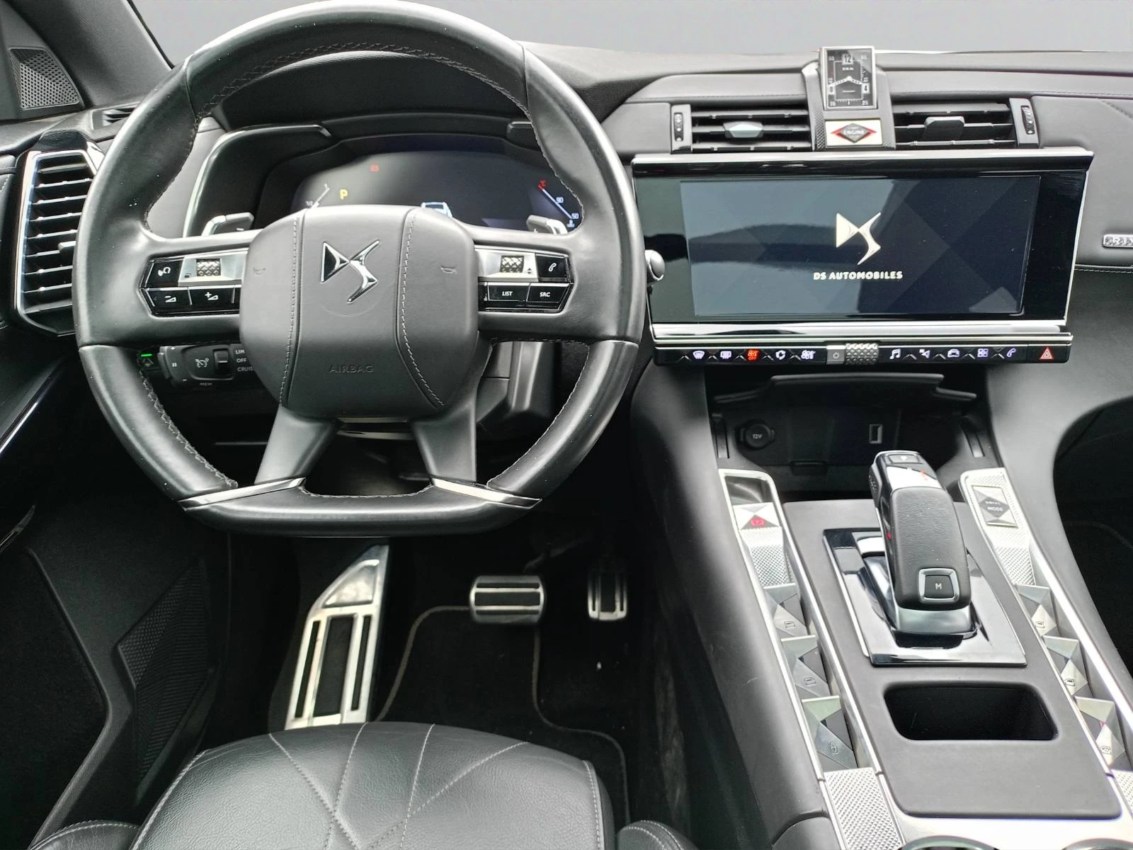DS DS 7 Crossback RIVOLI 1.6 PureTech 180 EAT8, снимка 12 - Автомобили и джипове - 53969340
