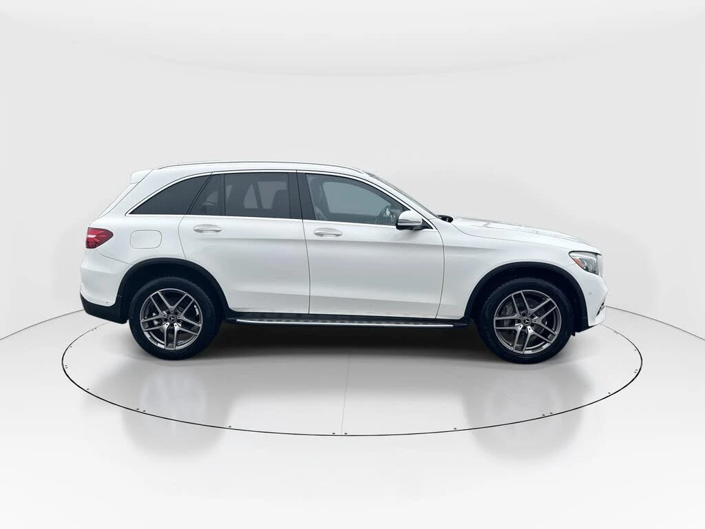 Mercedes-Benz GLC 300 4MATIC* ПАМЕТ* ПОДГРЕВ* ПАНОРАМА* CARPLAY, снимка 8 - Автомобили и джипове - 54019687