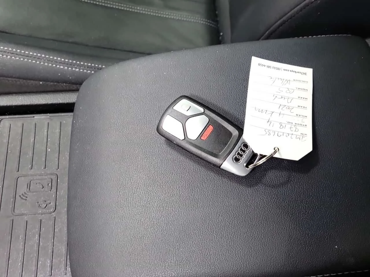 Audi Q5 * CARFAX * АВТОКРЕДИТ БЕЗ ПЪРВОНАЧАЛНА ВНОСКА, снимка 10 - Автомобили и джипове - 54818669