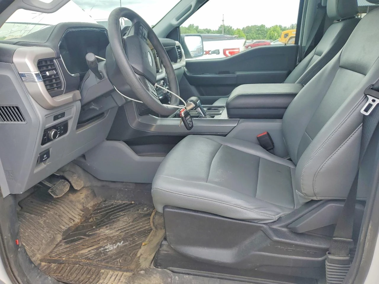 Ford F150 Lightning Pro, снимка 7 - Автомобили и джипове - 55121873