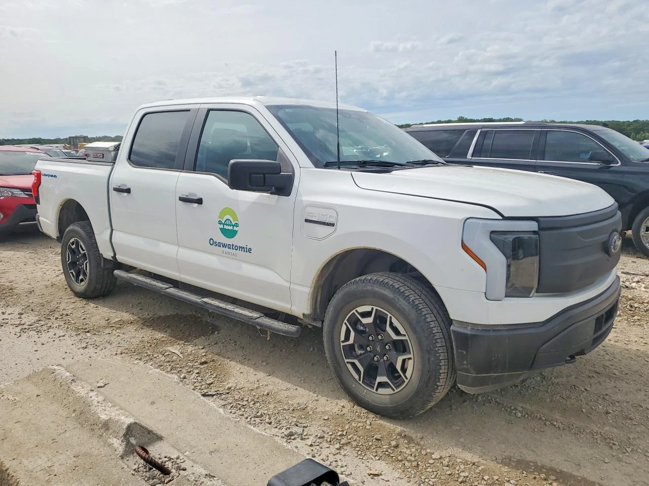 Ford F150 Lightning Pro, снимка 4 - Автомобили и джипове - 55121873