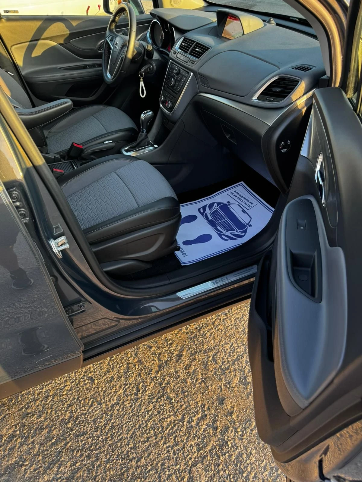Opel Mokka 1.6CDTI, АВТОМАТ, EURO 6, НАВИГАЦИЯ, КАМЕРА , снимка 10 - Автомобили и джипове - 55980000