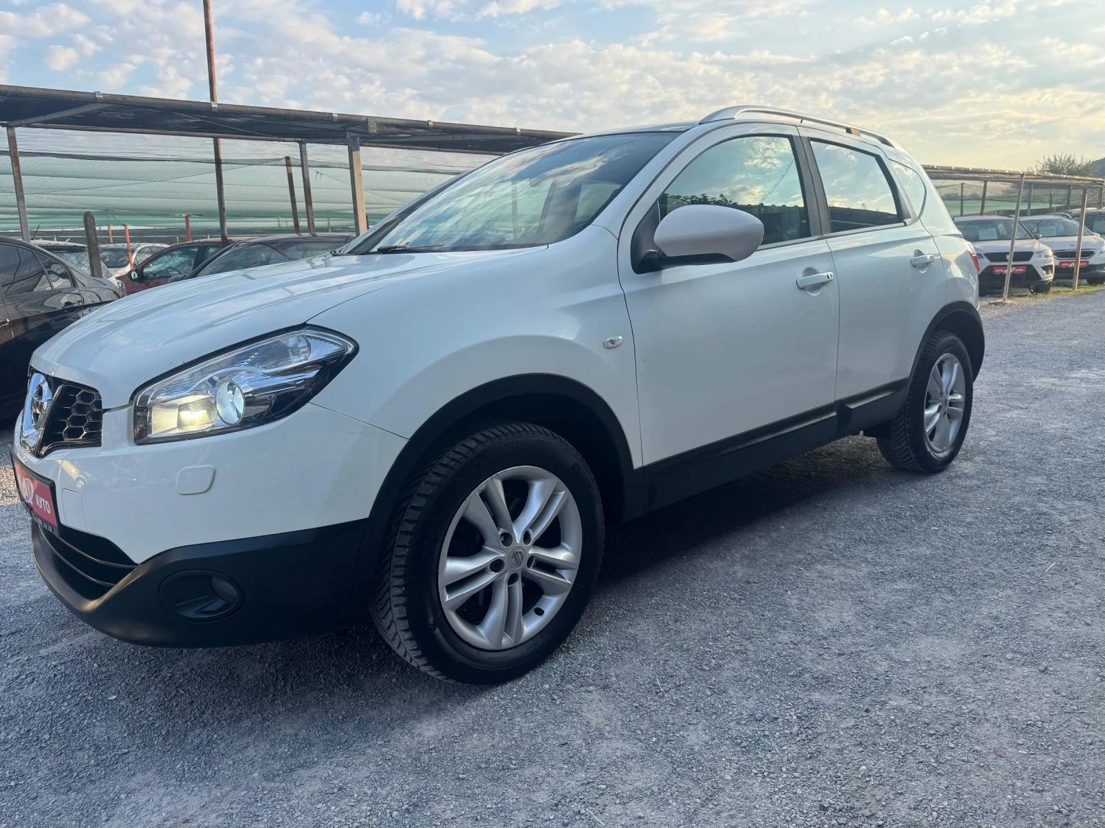 Nissan Qashqai 2.0DCI 4x4 Pano Navi | Mobile.bg � ����������� 4