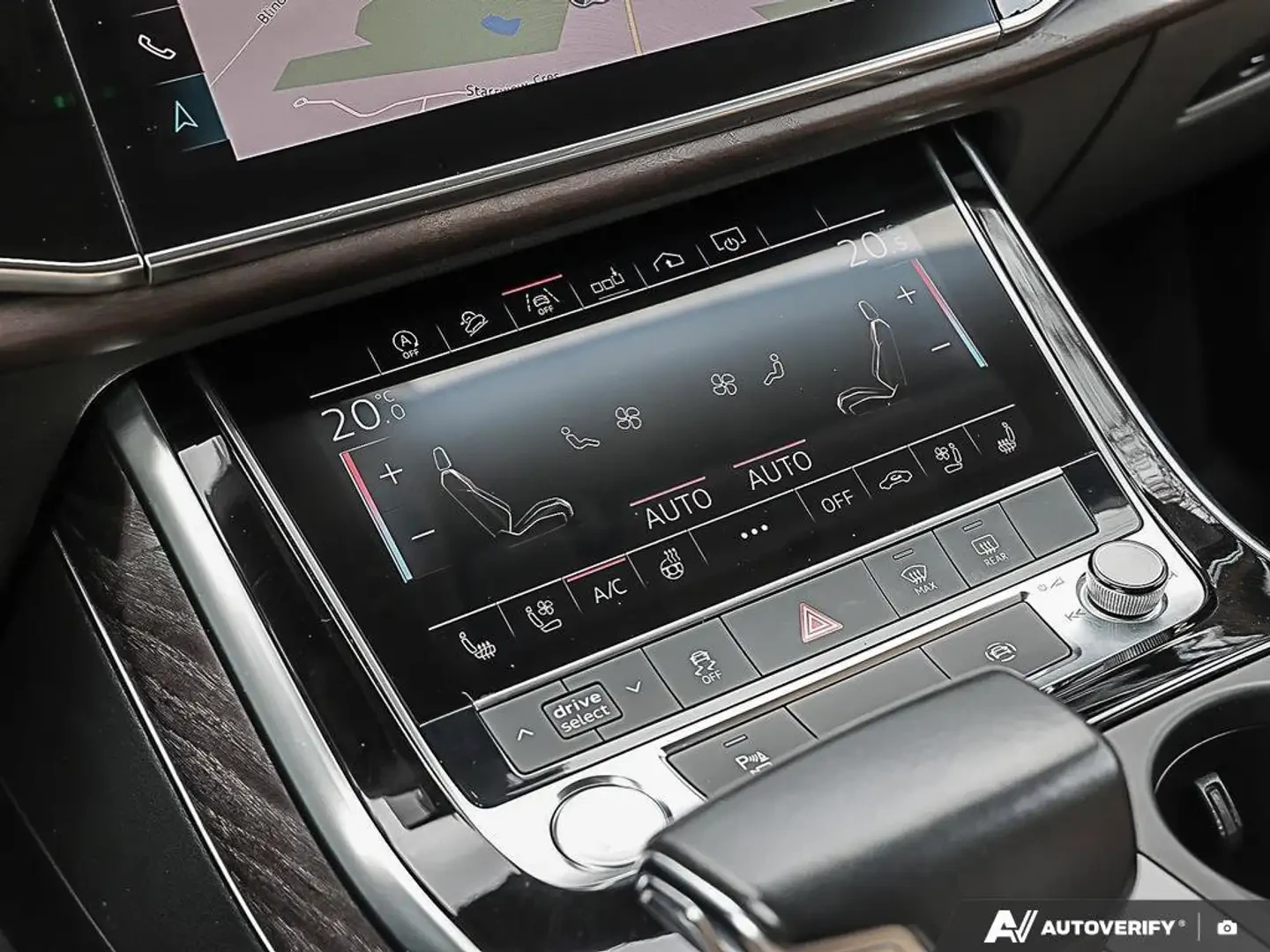 Audi Q8 55 TFSI CARFAX НАЛИЧЕН | 2019 | 116 910 км, снимка 11 - Автомобили и джипове - 56196989
