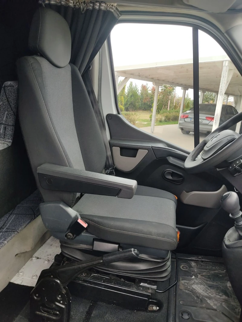 Renault Master, снимка 3 - Бусове и автобуси - 47981564