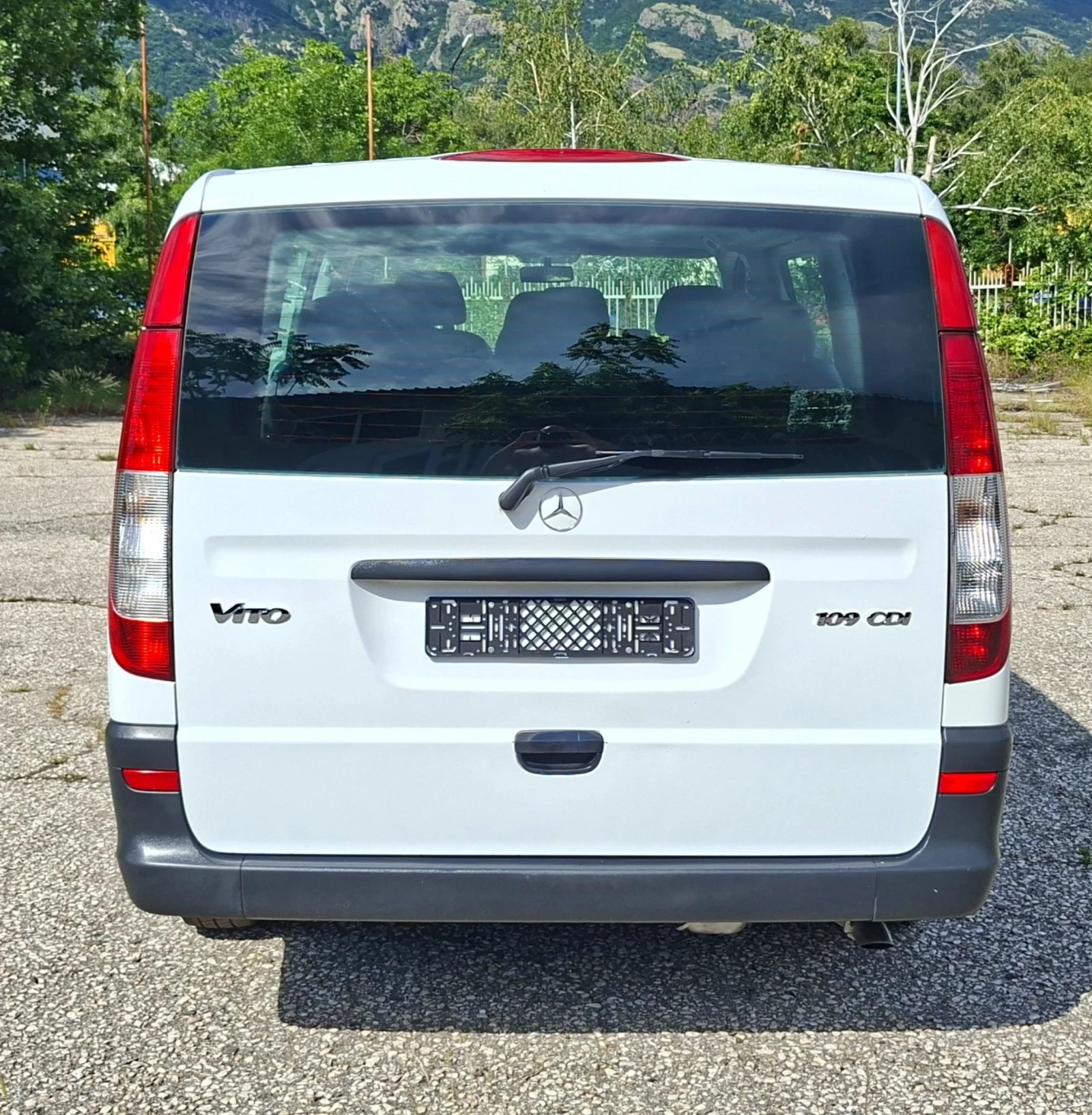Mercedes-Benz Vito 8+ 1 КЛИМАТИК, снимка 5 - Бусове и автобуси - 54932856