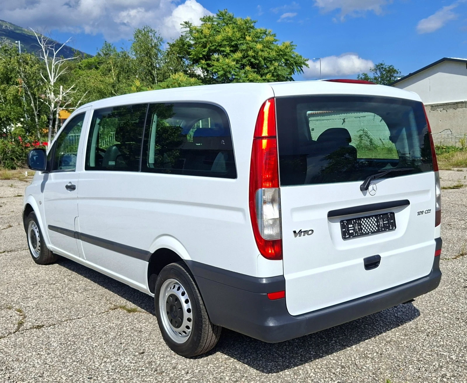 Mercedes-Benz Vito 8+ 1 КЛИМАТИК, снимка 6 - Бусове и автобуси - 54932856