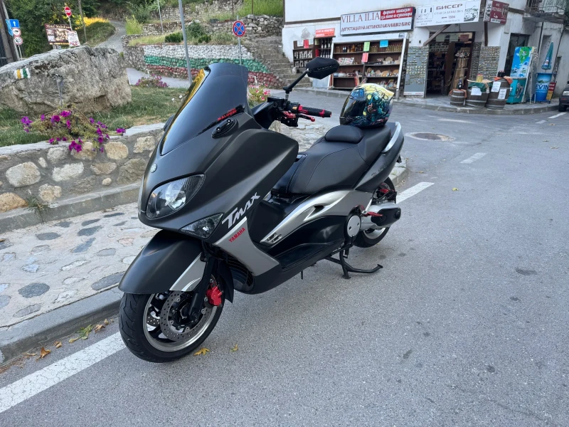 Yamaha T-max Blackmax