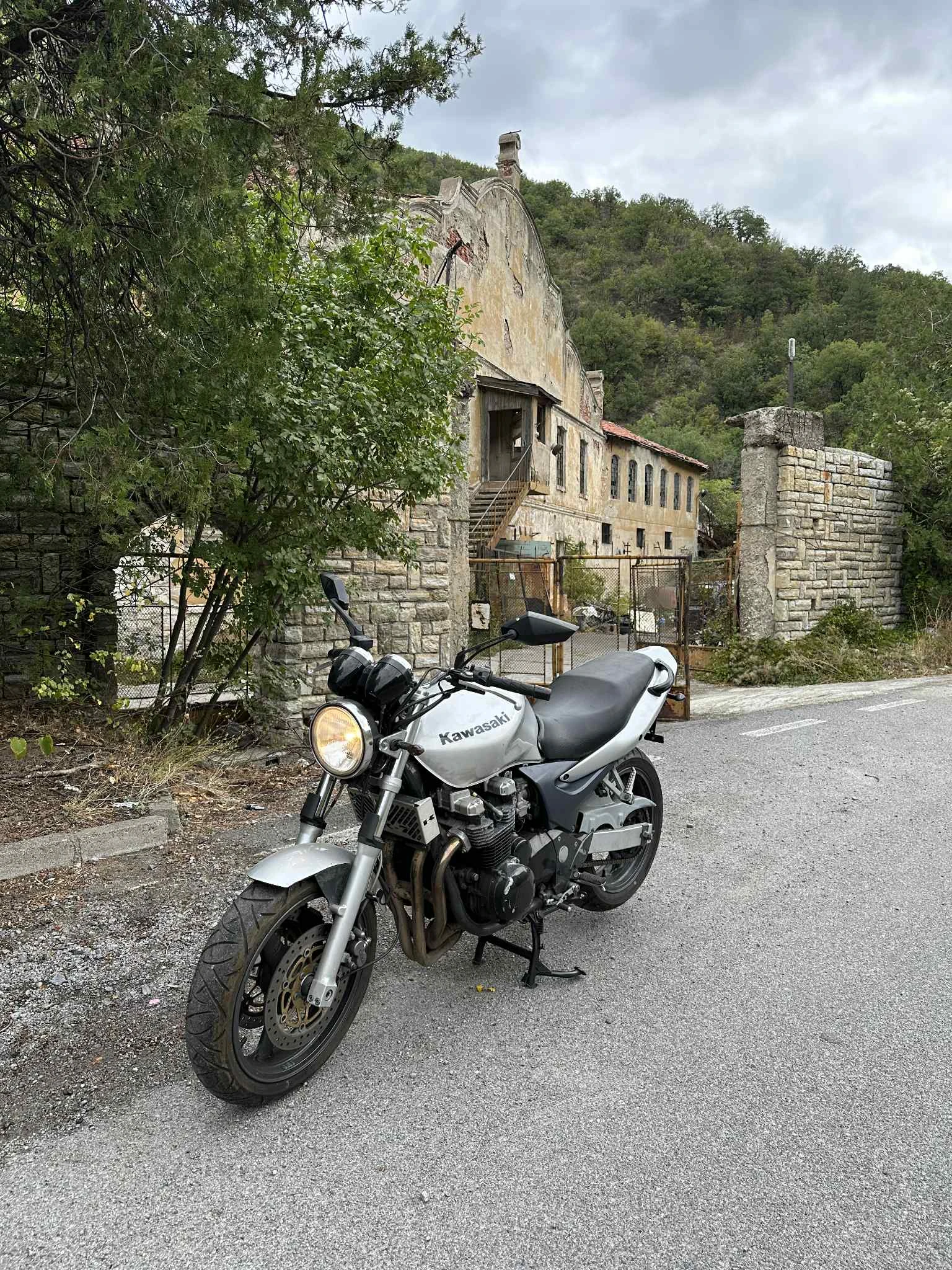 Kawasaki Zr 750 A2 - изображение 2