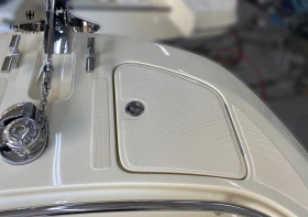 Моторна яхта Invictus FX200, снимка 6