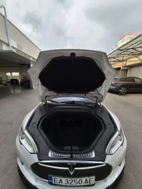 Tesla Model S, снимка 9