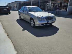 Mercedes-Benz E 220, снимка 2