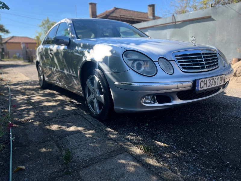 Mercedes-Benz E 240, снимка 12 - Автомобили и джипове - 47649978