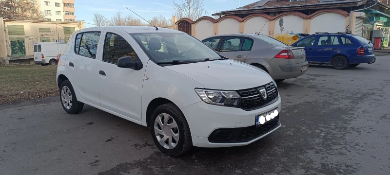 Dacia Sandero, снимка 4 - Автомобили и джипове - 47997597