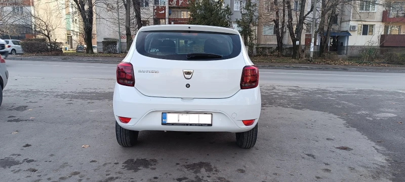 Dacia Sandero, снимка 3 - Автомобили и джипове - 47997597