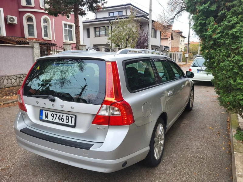 Volvo V70, снимка 6 - Автомобили и джипове - 48721131