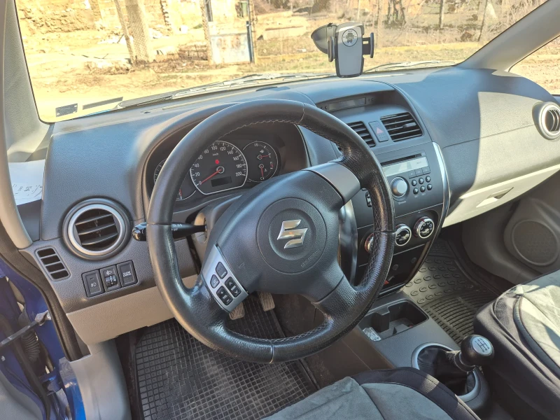 Suzuki SX4, снимка 7 - Автомобили и джипове - 49441836