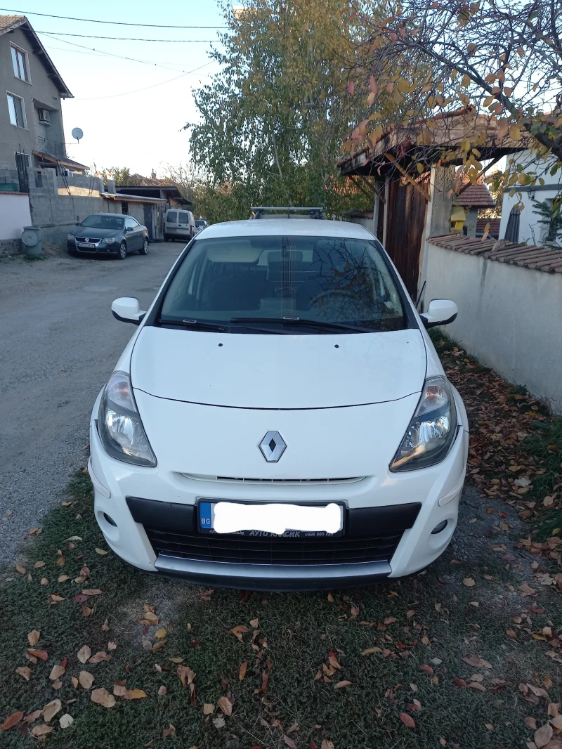 Renault Clio, снимка 1 - Автомобили и джипове - 49610380