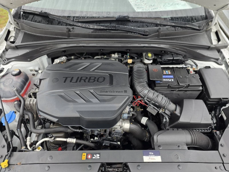 Kia Ceed 1.6, снимка 14 - Автомобили и джипове - 52481351