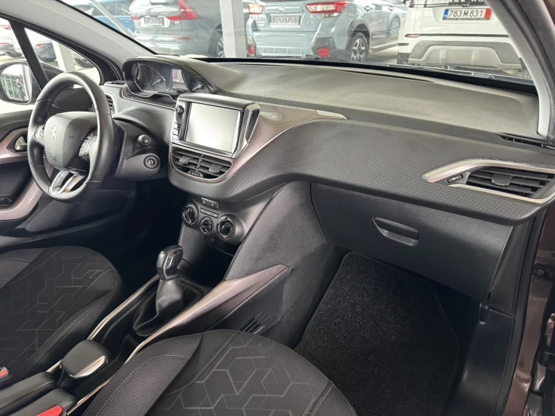 Peugeot 2008 1.6, снимка 9 - Автомобили и джипове - 52495185
