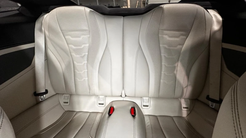 BMW 850 * M850i xDrive * CARFAX * БЕЗ ПЪРВОНАЧАЛНА ВНОСКА, снимка 12 - Автомобили и джипове - 52745351