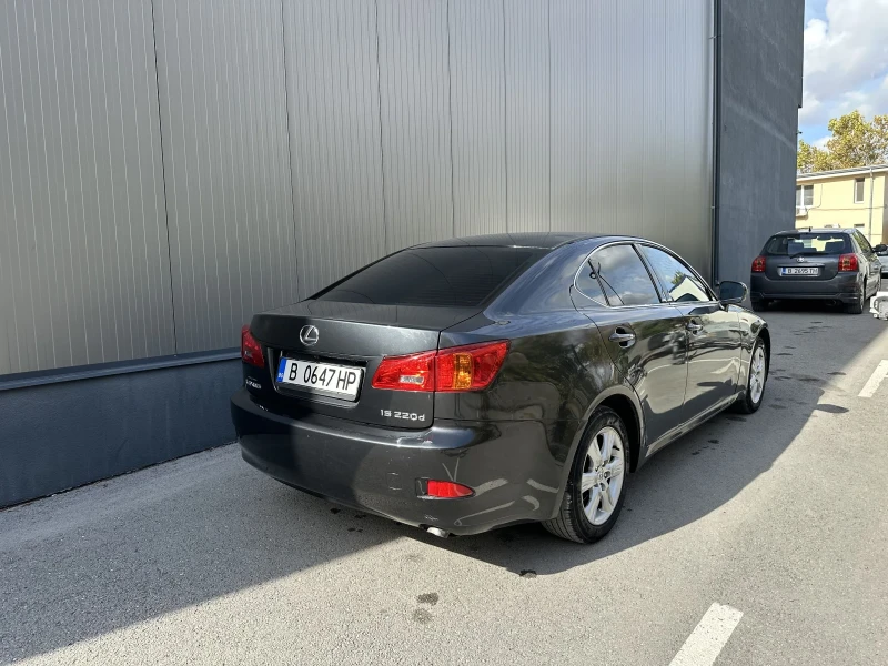 Lexus IS 220d, снимка 8 - Автомобили и джипове - 52801427