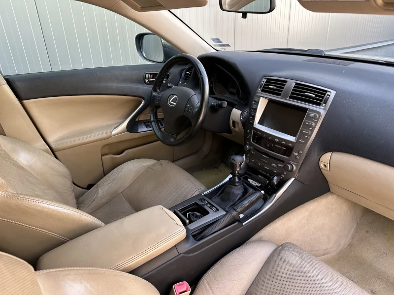 Lexus IS 220d, снимка 12 - Автомобили и джипове - 52801427