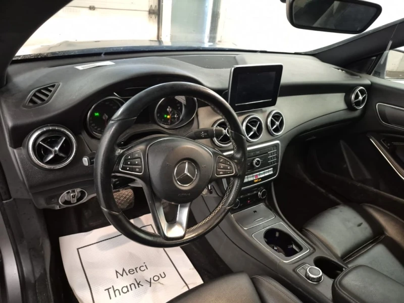 Mercedes-Benz CLA * 250 * CARFAX * ЦЕНА ДО БГ, снимка 8 - Автомобили и джипове - 52975472