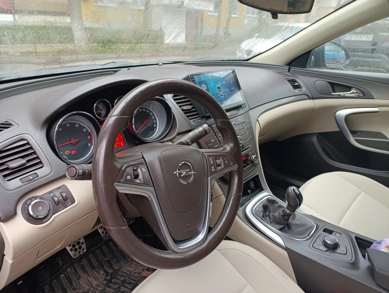 Opel Insignia, снимка 9 - Автомобили и джипове - 53209805