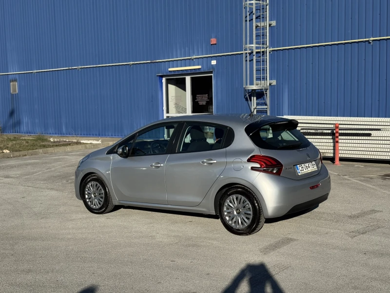 Peugeot 208 Active 1.2 VTi, снимка 3 - Автомобили и джипове - 53300386