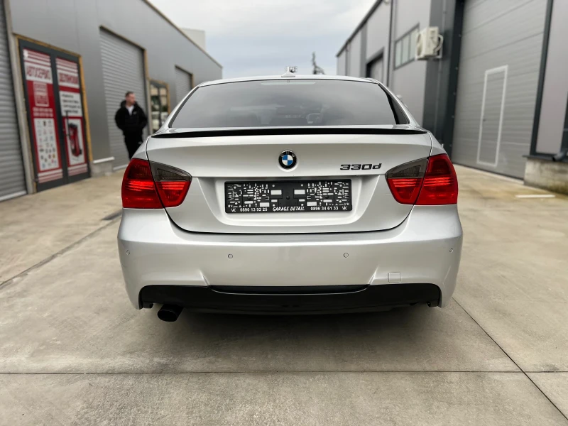 BMW 320 2.0D 163к М-Пакет/Keyless/Нави/Парктроник/Bi-X/19*, снимка 8 - Автомобили и джипове - 53540771