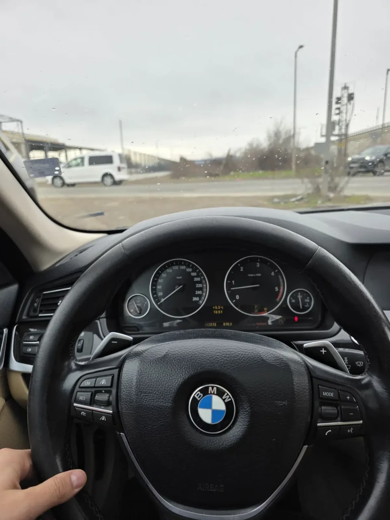 BMW 530, снимка 12 - Автомобили и джипове - 53576413