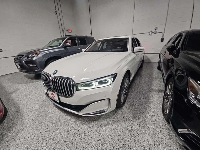 BMW 740 B58* DISTRONIK* PANO* HEADUP* AMBIENT* HARMAN* LAN - 64700 лв. - 84531319 1