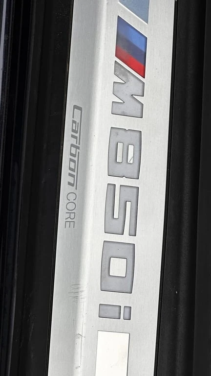 BMW 850 * M850i xDrive * CARFAX * БЕЗ ПЪРВОНАЧАЛНА ВНОСКА, снимка 17 - Автомобили и джипове - 52745351