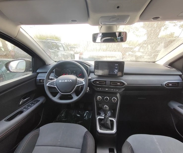 Dacia Jogger ECO-G Extreme, снимка 4 - Автомобили и джипове - 55007347